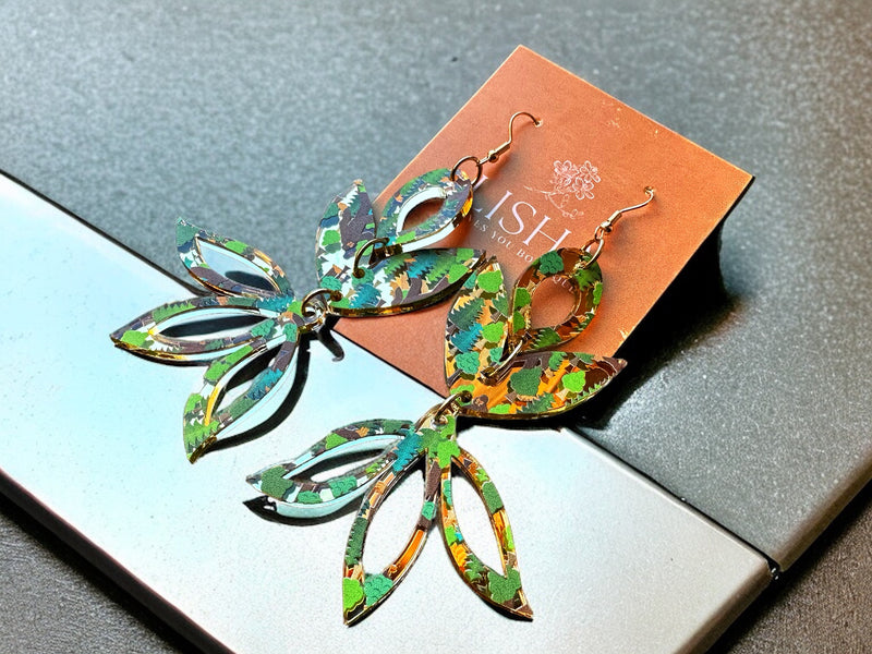 Sabe Tulip Acrylic Earrings