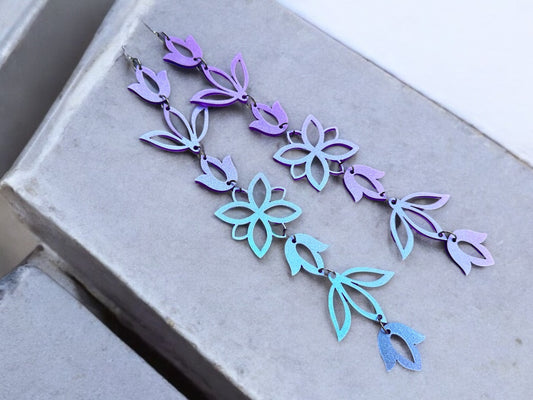 Gradient Lilac XxL Floral Drop Earrings
