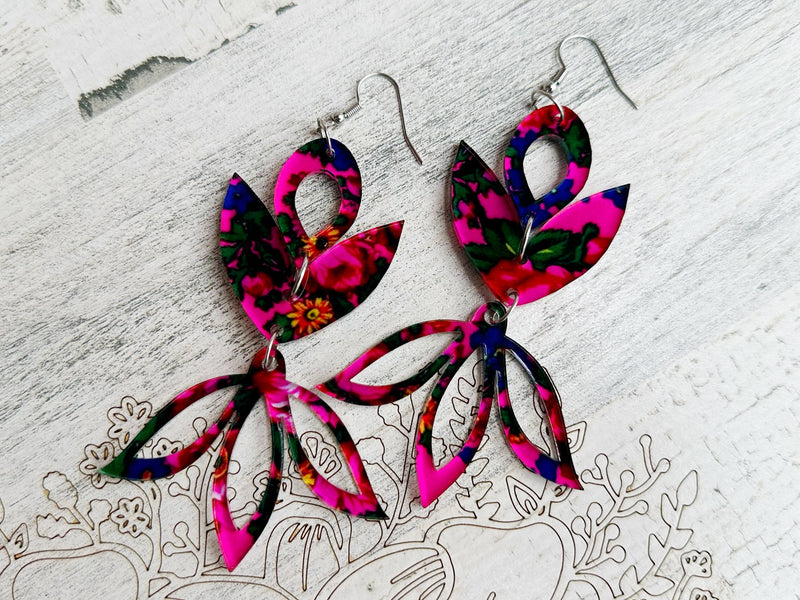 Pink Kukom Tulip Acrylic Earrings