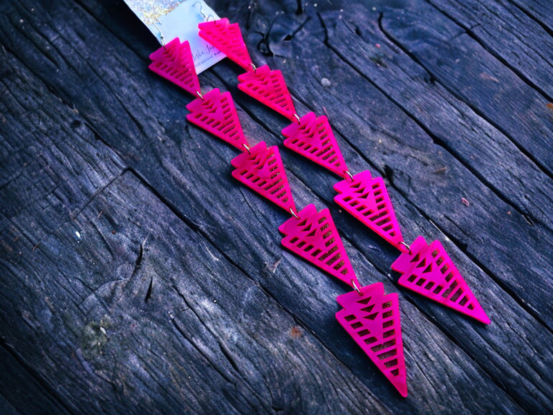 Hot hot pink XXL Arrow Earrings