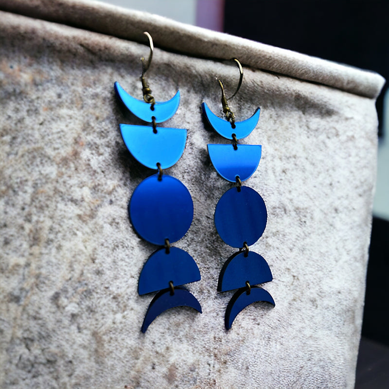 Midnight Metallic Moon Phase Earring